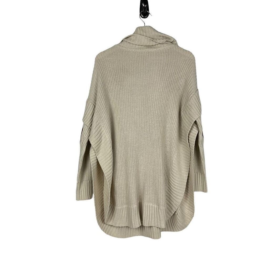 R D Style Elbow Patch Poncho Size Small - image 3